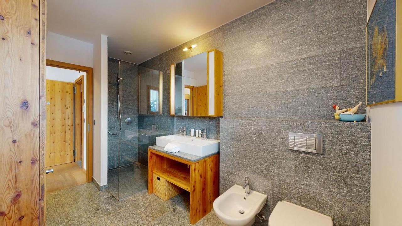 Etoiles Des Neiges Luxe & Jacuzzi Chalet 12 Pers By Alpvision Residences Heremence Exterior foto